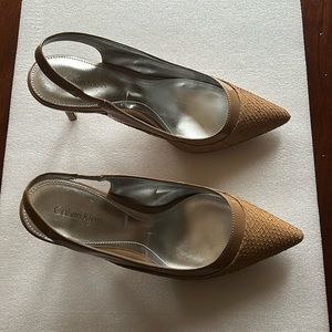 Calvin Klein Neassa Heels | Size 7.5M